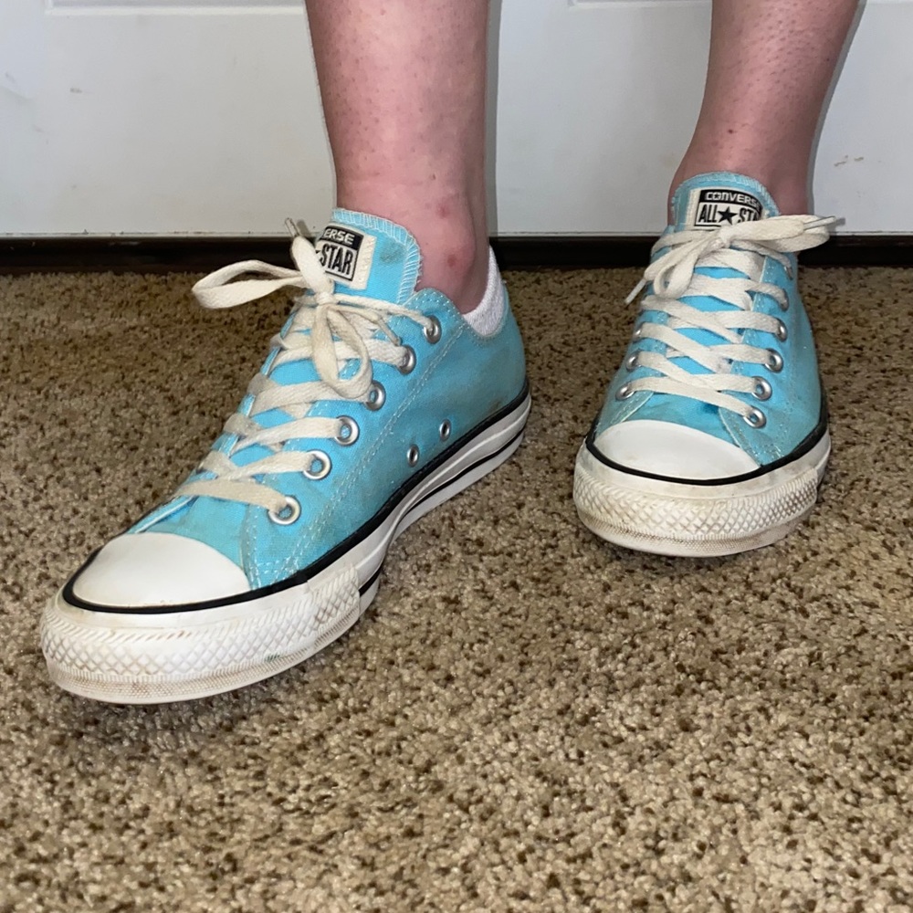*Last Chance!* Low Top Converse